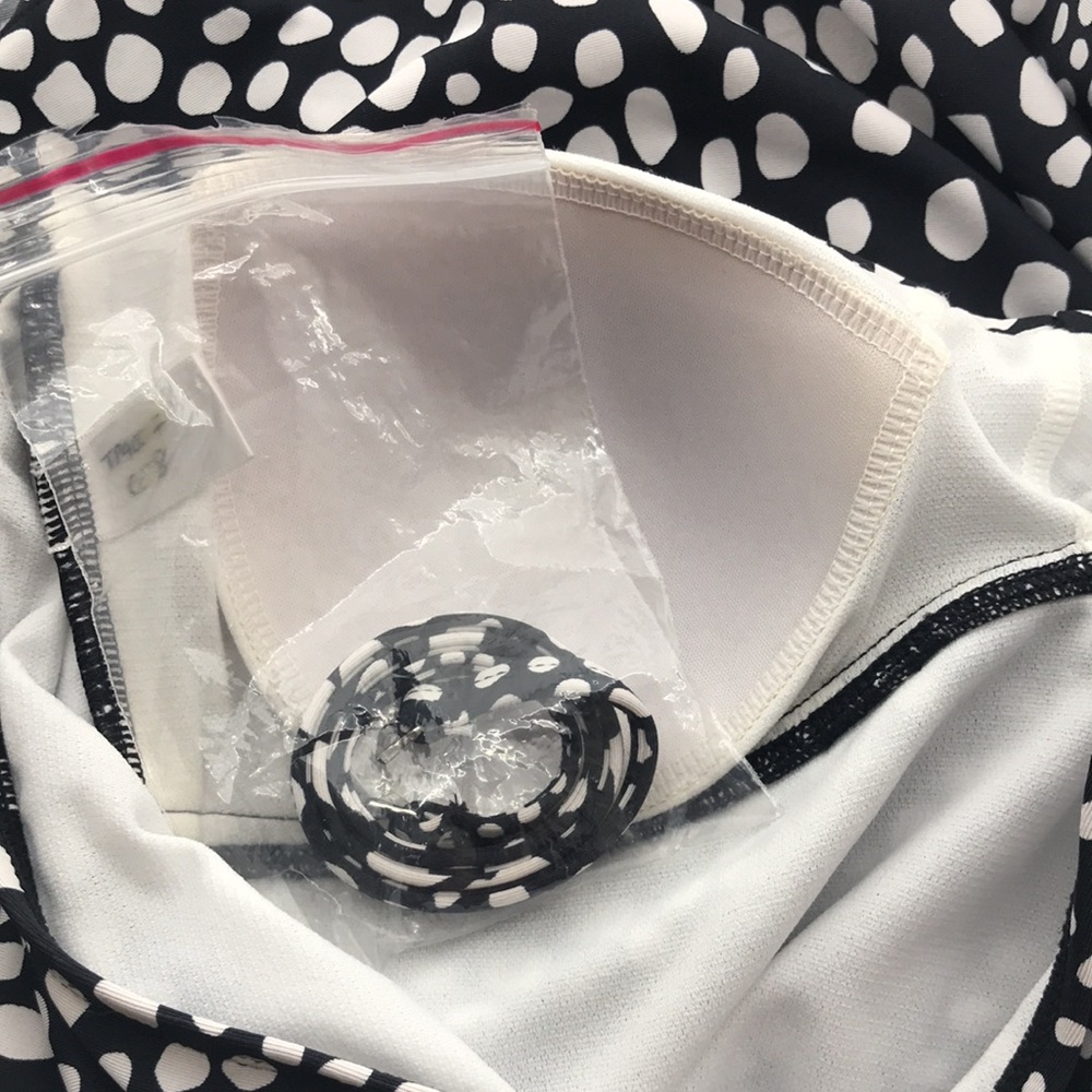 Old Navy Black White Printed Convertible Swim Suit - Picture 7 of 8